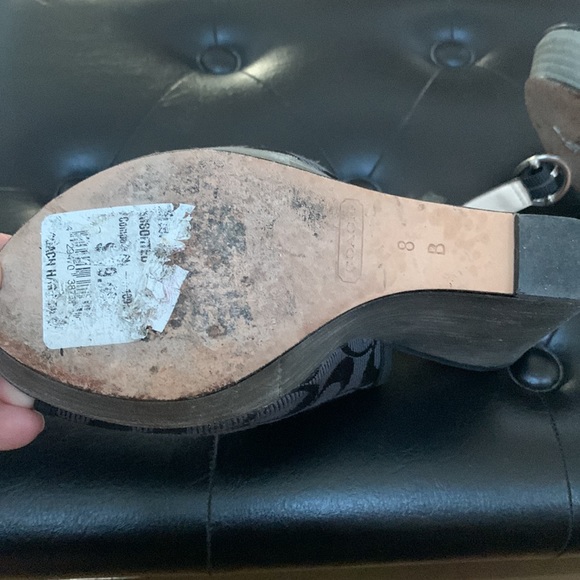 Coach platform - Picture 6 of 9